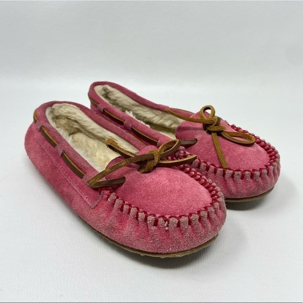 Minnetonka Cassie Pink Slip On Moccasins